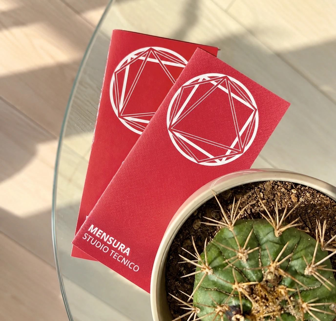 Brochure informative dello Studio Tecnico Mensura Geometri a Cremona